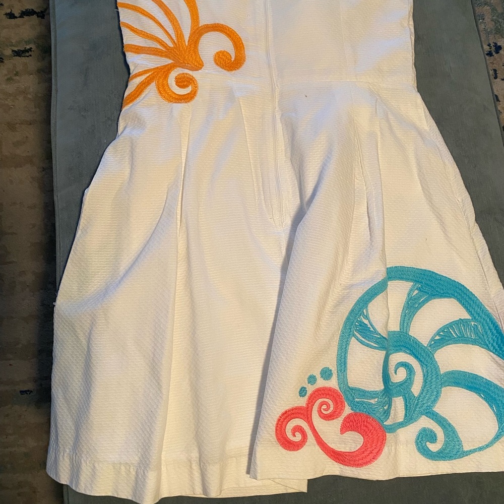 Lilly Pulitzer White Ribbon Detail Garment - Picture 2 of 4